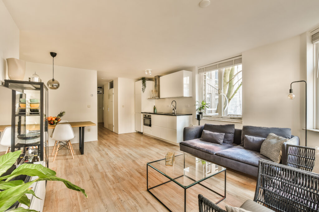Skilled cleaner detailing kitchen edges, vents, and hard-to-reach surfaces with precision